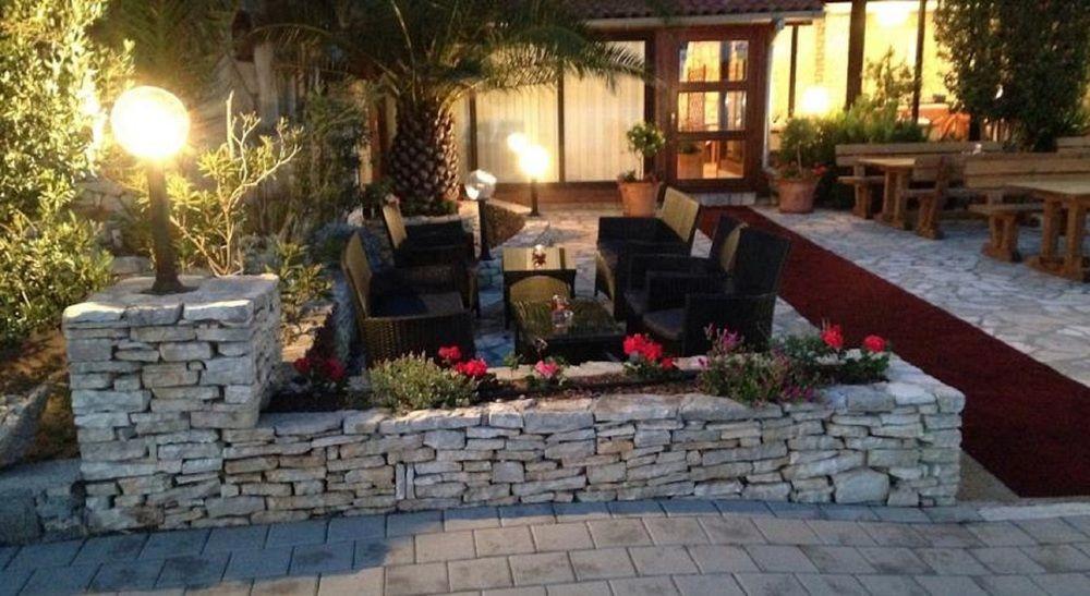 Hotel Plava Laguna Tisno Extérieur photo