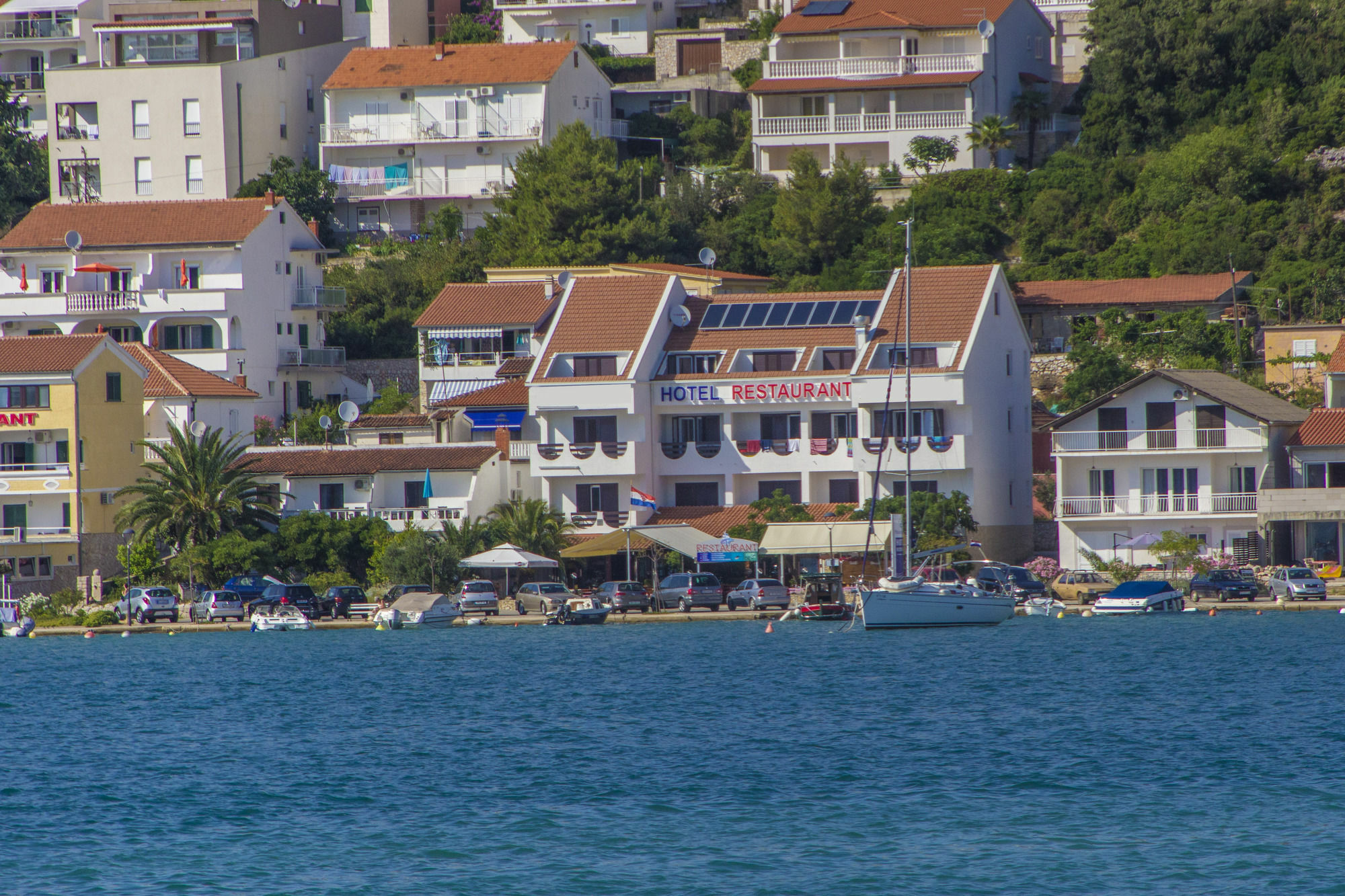 Hotel Plava Laguna Tisno Extérieur photo